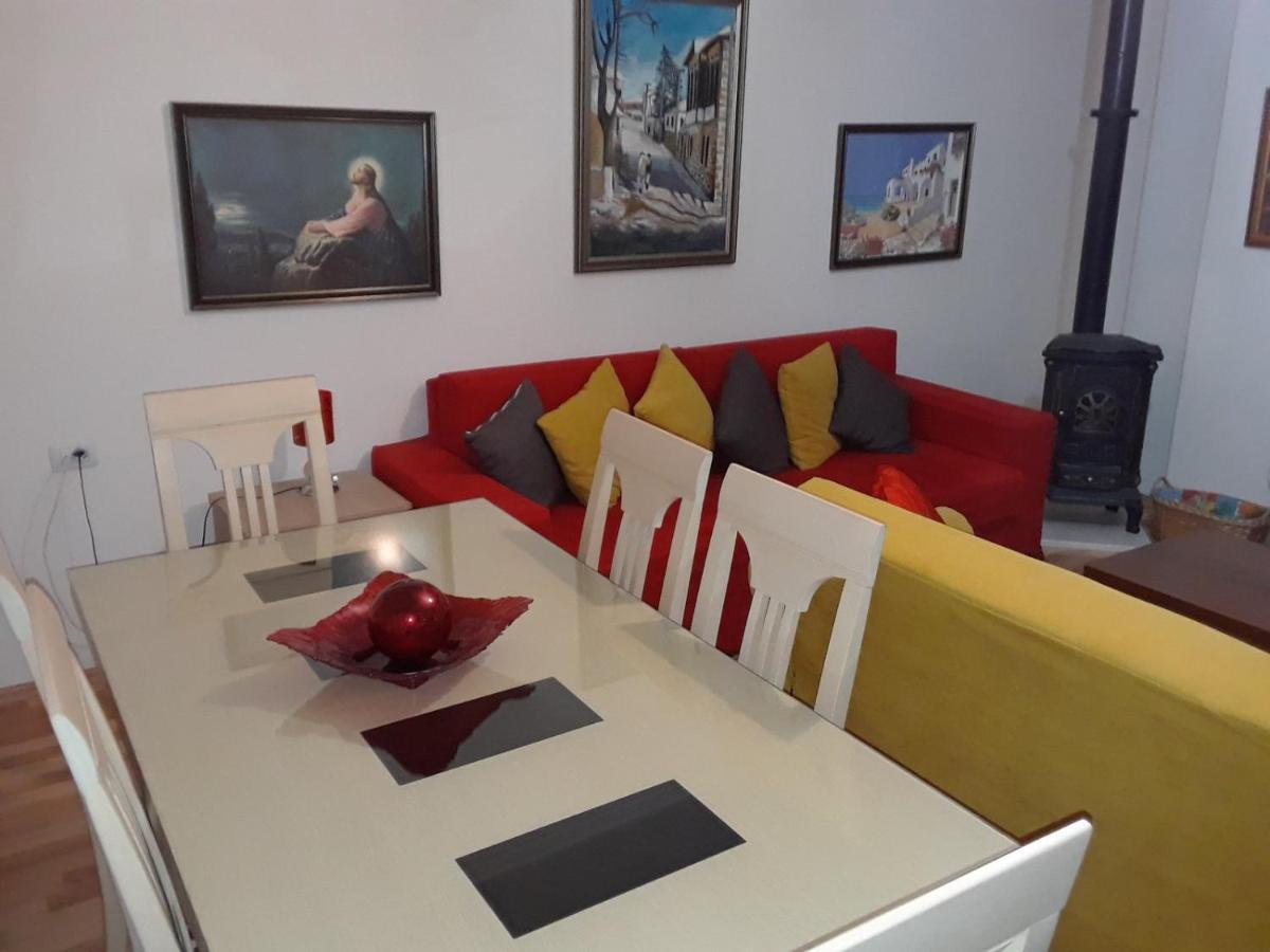 Silver Apartament Korce Exterior foto